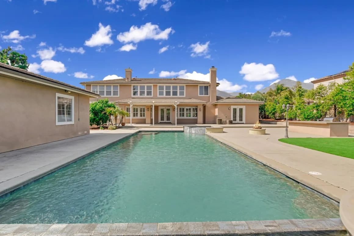 972 Olympic Court, Claremont, CA 91711